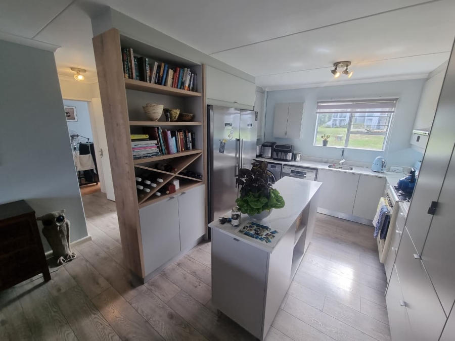 To Let 2 Bedroom Property for Rent in Big Bay Western Cape